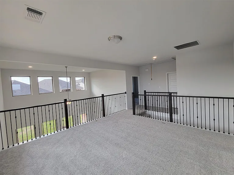 113 Bluff Creek Ln — Photo 20