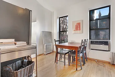 Rented by Twyford Real Estate