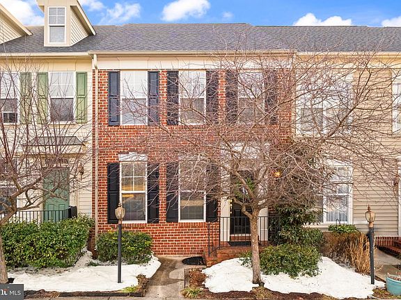 2nd image of 11863 Benton Lake Rd