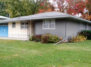337 E 24th St N, Newton, IA 50208