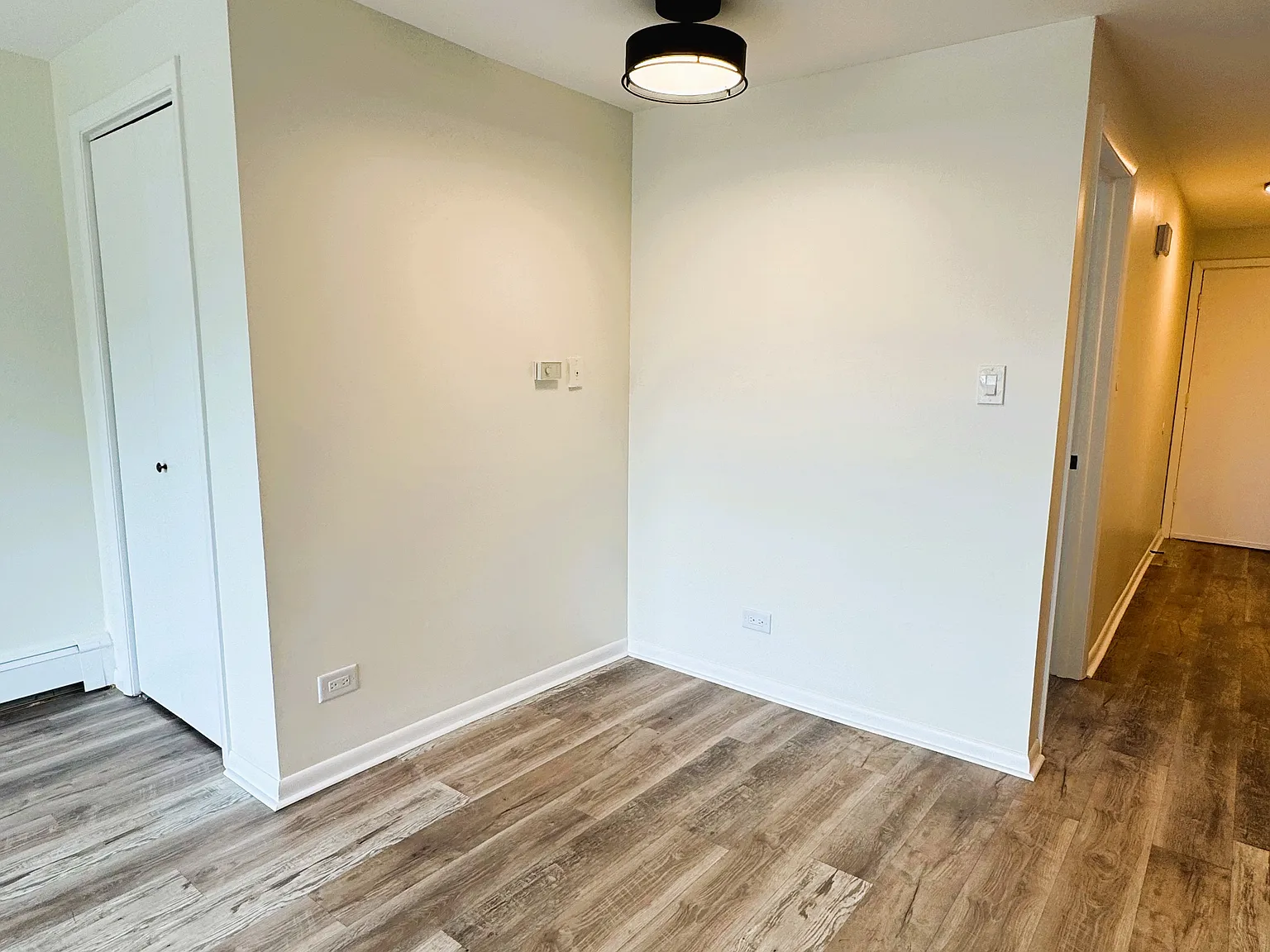 1 bed, 900 sqft, $1,425 — Photo 4