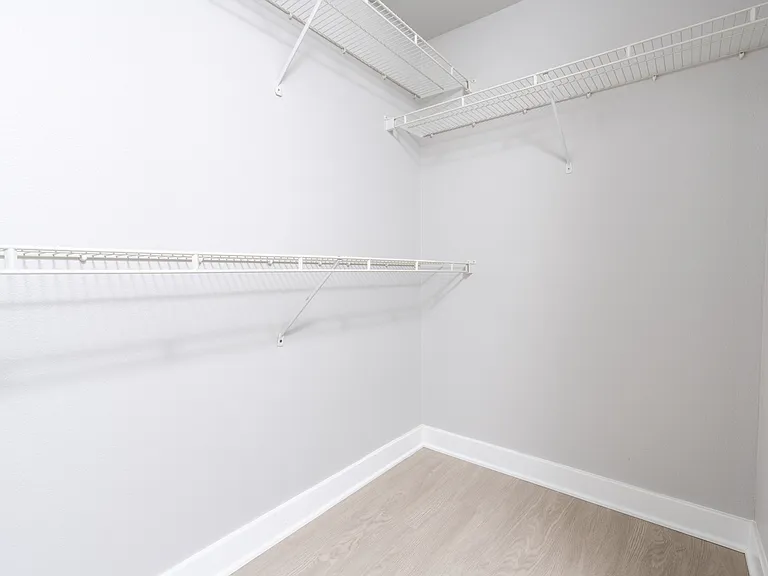 Paladia Luxury Apartments — Photo 169