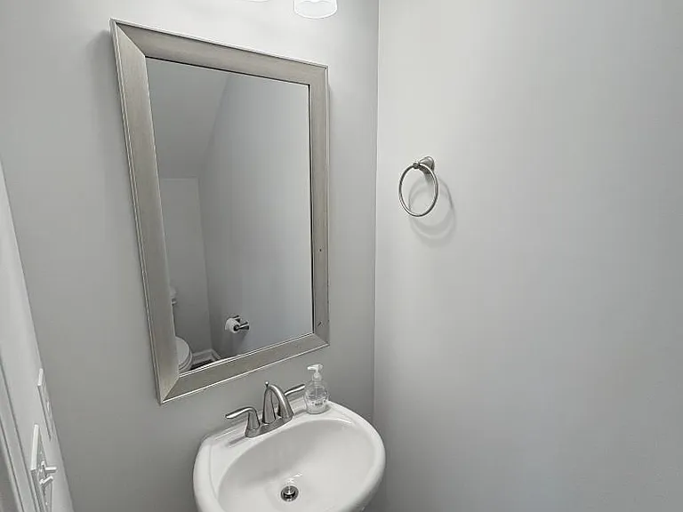 Unit Photo