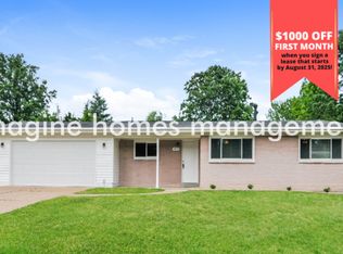 9419 Laguna Dr, Saint Louis, MO 63132