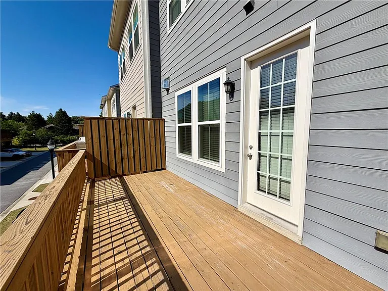 324 Overture Ct — Photo 20