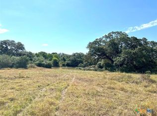 293 County Road 460, Edna, TX 77964