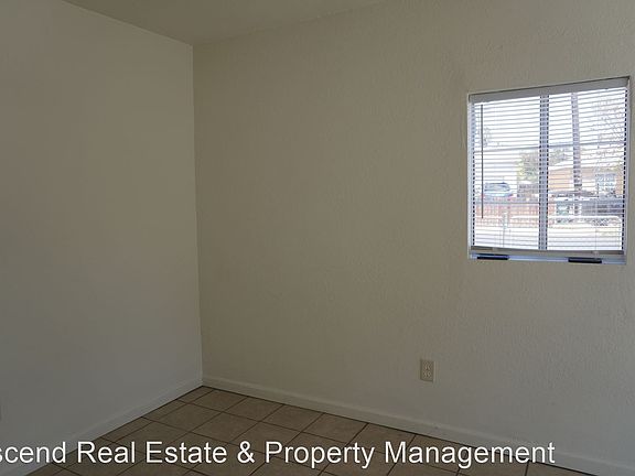 3rd image of 1530 Pearl St #11417168