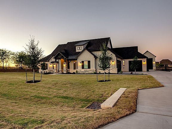 2nd image of 9453 Bluestem Lane Dish