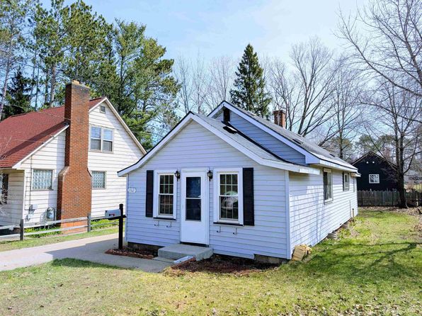 1302 Lincoln Ave, Marquette, MI 49855