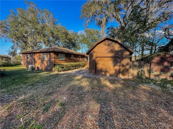 5500 S Marlin Point, Floral City, FL 34436