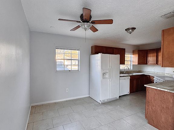 5th image of 25 Wellham Ln
