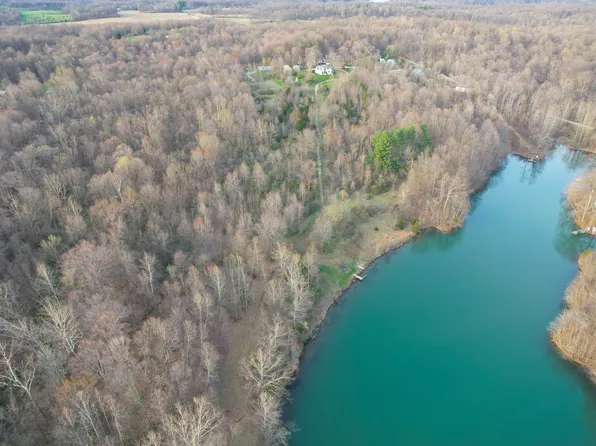 8360 Buffalo Rd, Poland, IN 47868