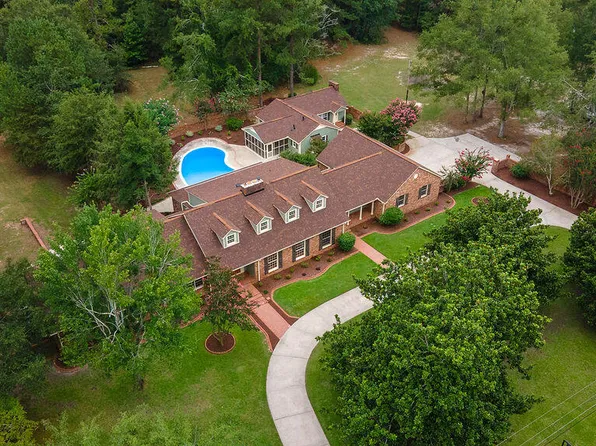 670 Partridge Bend Rd, Aiken, SC 29803