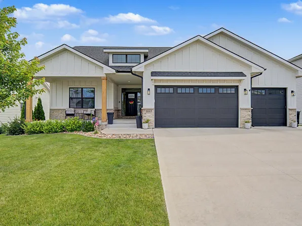 3945 Scout Trl, Waukee, IA 50263