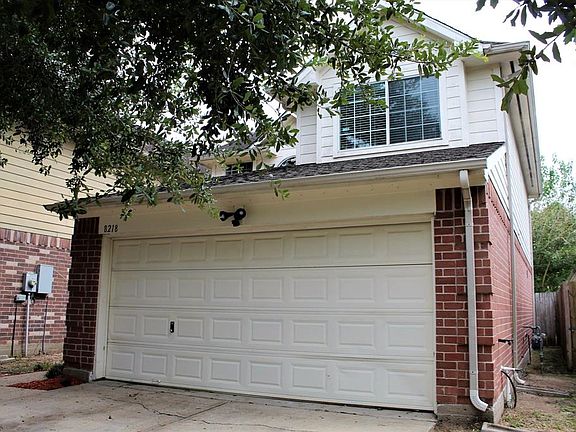 3rd image of 8218 Fuqua Gardens Dr