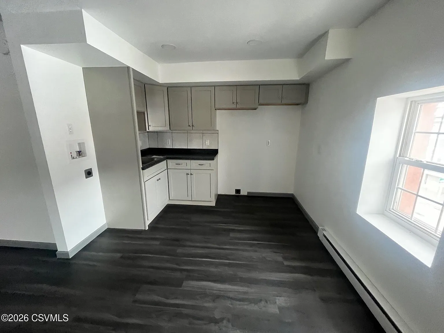 1 bed, 400 sqft, $750 — Photo 3
