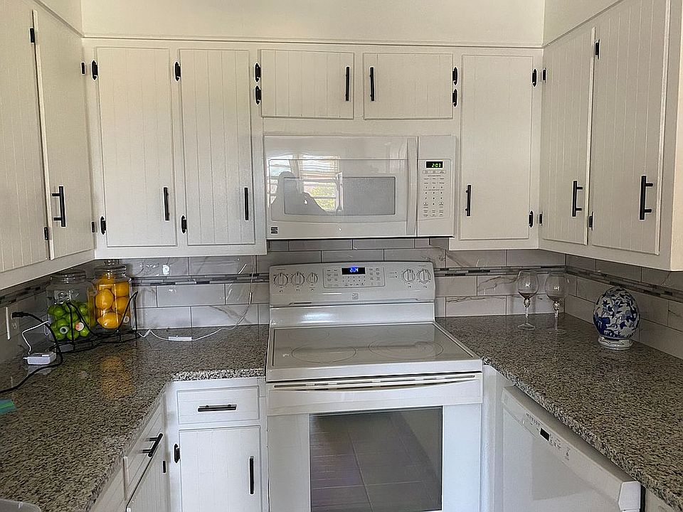 2nd image of 5367 Meadowlane Dr