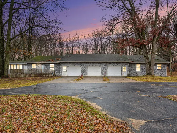 11693 N Crystal Rd, Vestaburg, MI 48891