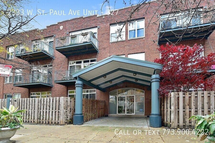 1st image of 2333 W Saint Paul Ave APT 327