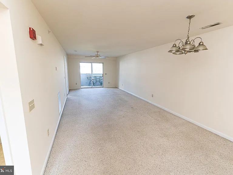 3500 Sanibel Cir #3516 — Photo 9