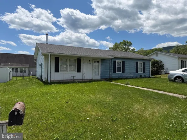 14220 Oak View Dr SW, Cresaptown, MD 21502