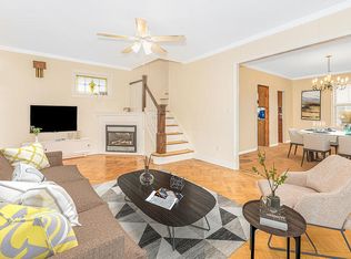 88-37 Union Tpke, Flushing, NY 11385