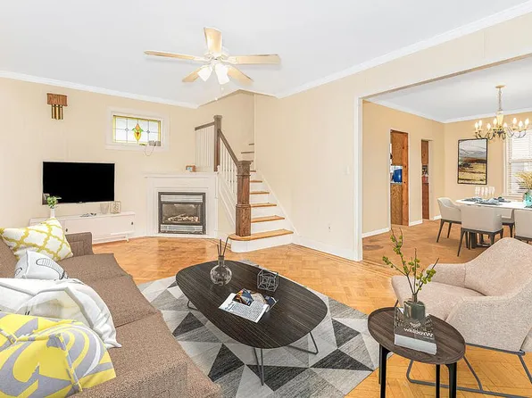 88-37 Union Tpke, Flushing, NY 11385