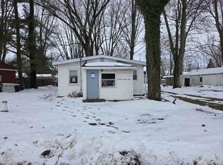 46800 East Dr, Decatur, MI 49045