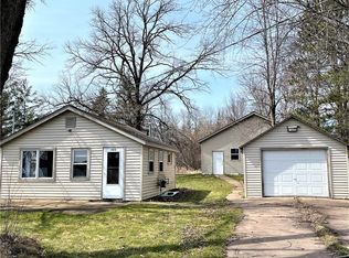1115 N Shore Dr, Luck, WI 54853