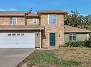 654 Seitz Ct, Junction City, KS 66441
