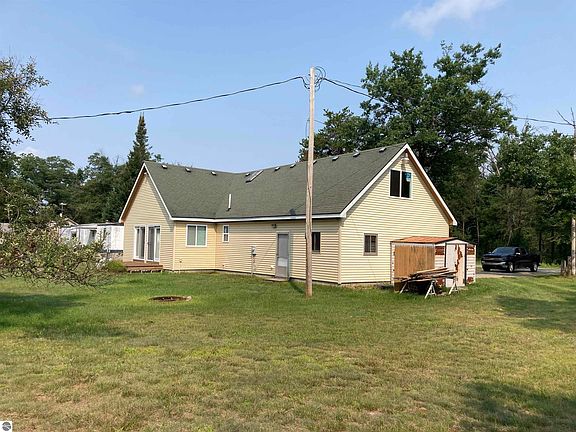 4th image of 3631 W Rose City Rd