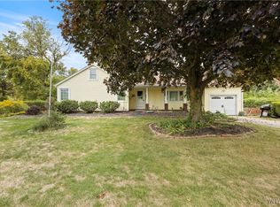 576 Aero Dr, Cheektowaga, NY 14225