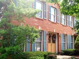 501 Oak Leaf Manor Ct, Ballwin, MO 63021