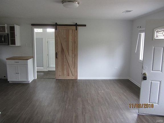 4th image of 8418 W Shore Dr