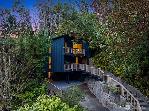 3rd image of 2650 SW 151st Place