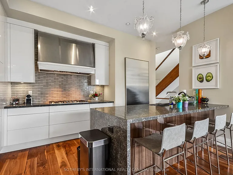 10 Maple Grove Dr #21 — Photo 11