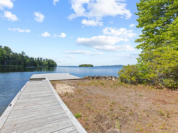 3rd image of 19 Tapley Cove Road