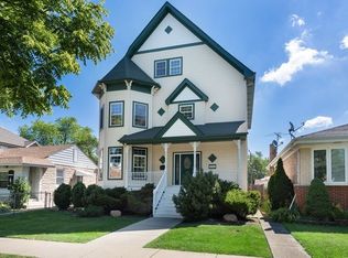 3711 N Panama Ave, Chicago, IL 60634