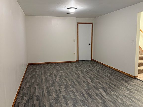 2nd image of 1320 N Piatt Ave