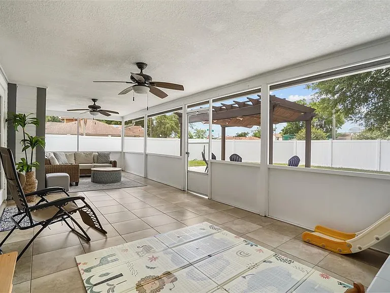1328 Landry Cir — Photo 14