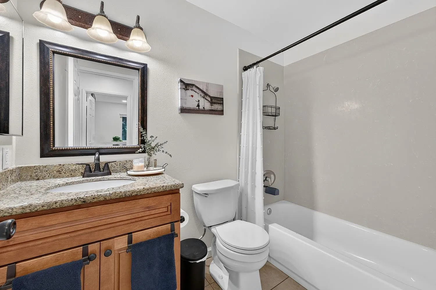3 bed, 1464 sqft, $3,200 — Photo 3