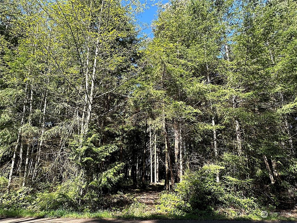 1st image of 999 Manzanita Drive