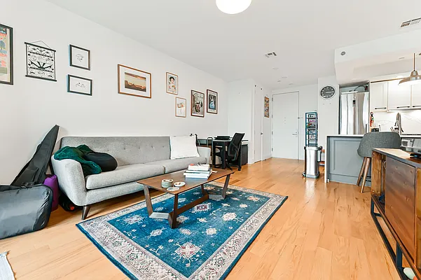 Rented by Brownstone Property Group | media 6