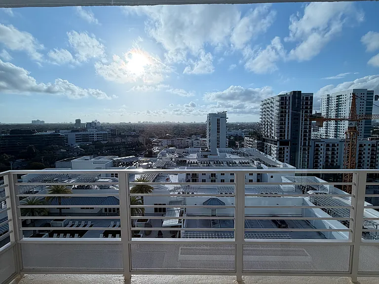 110 SW 13th St #2207 — Photo 7