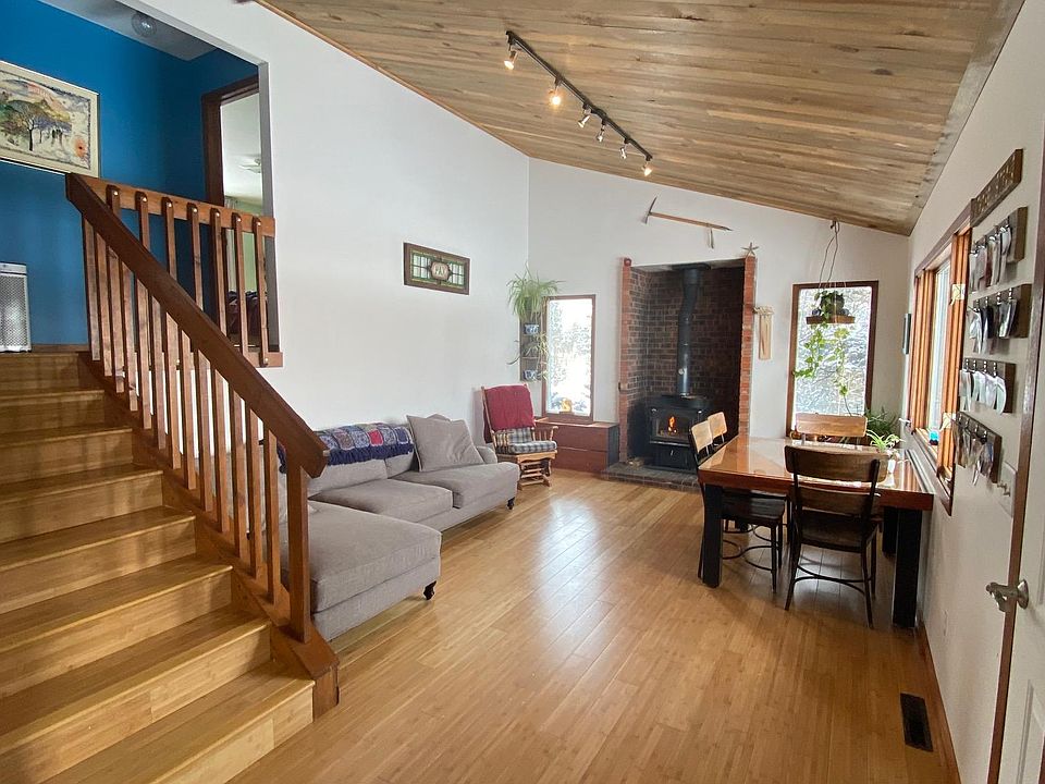 1st image of 1855 Larkspur Dr