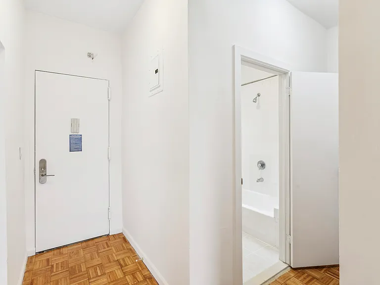 628 W 151st St #6G — Photo 12