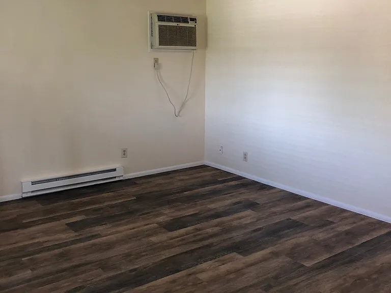 339 Chase Ave — Photo 13