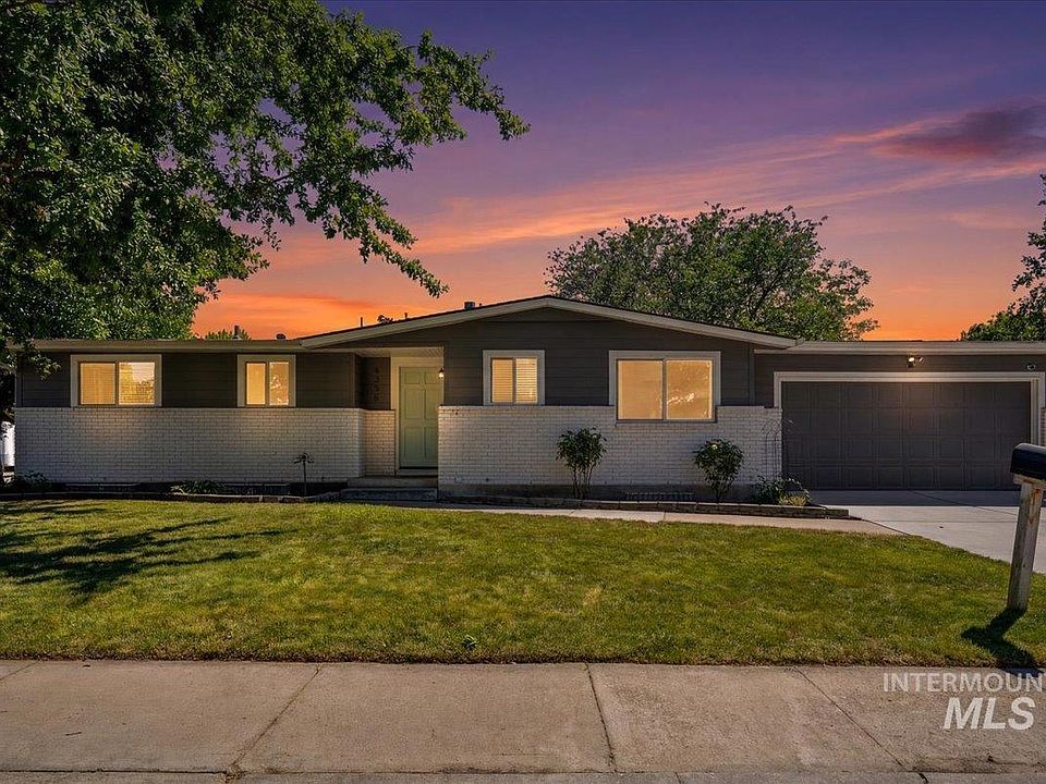1st image of 8395 W Valley View Dr