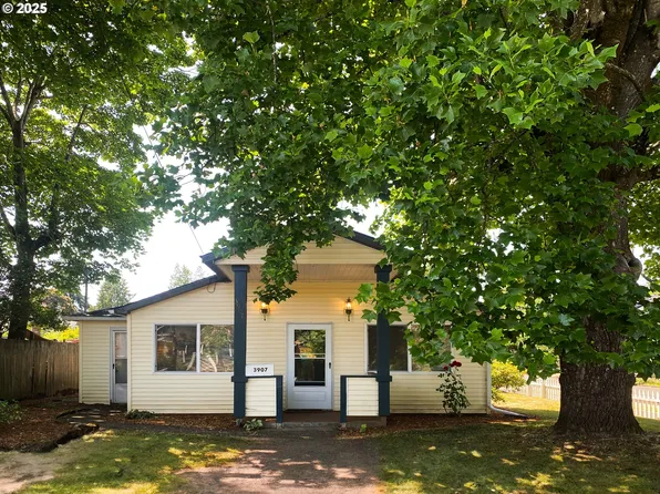 3907 SE 62nd Ave, Portland, OR 97206