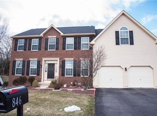 846 Yorkshire Dr, Breinigsville, PA 18031